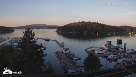 Friday Harbor - San Juan Island Live Webcam - May 3, 2026, 8:11pm PDT