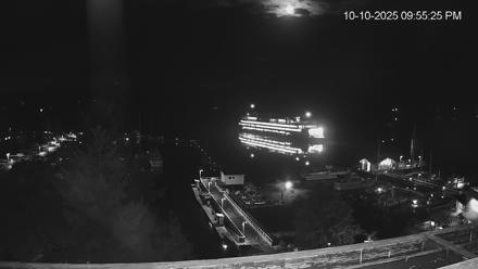 Friday Harbor - San Juan Island Live Webcam - Oct 10, 2025, 9:56pm PDT