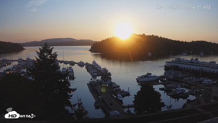 Friday Harbor - San Juan Island Live Webcam - Jul 14, 2026, 5:55am PDT