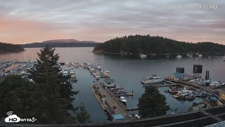 Friday Harbor - San Juan Island Live Webcam - Jul 10, 2026, 9:10pm PDT