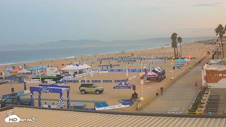 Hermosa Beach North Live Webcam - Sep 10, 2026, 6:21am PDT