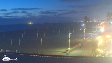 Hermosa Beach North Live Webcam - Sep 25, 2026, 7:28pm PDT