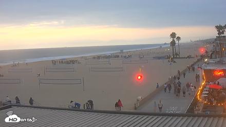 Hermosa Beach North Live Webcam - Jun 6, 2026, 8:12pm PDT
