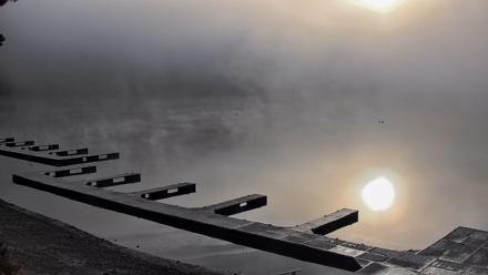 Donner Lake and Village Live Webcam - Nov 10, 2025, 7:52am PST