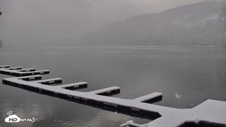 Donner Lake and Village Live Webcam - Apr 12, 2026, 8:38am PDT