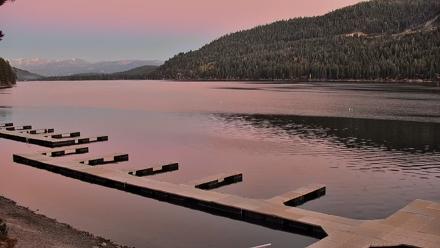 Donner Lake and Village Live Webcam - Oct 20, 2025, 6:28pm PDT