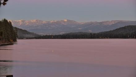 Donner Lake and Village Live Webcam - Oct 20, 2025, 6:28pm PDT