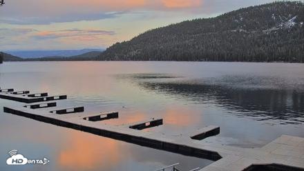 Donner Lake and Village Live Webcam - Apr 24, 2026, 7:43pm PDT