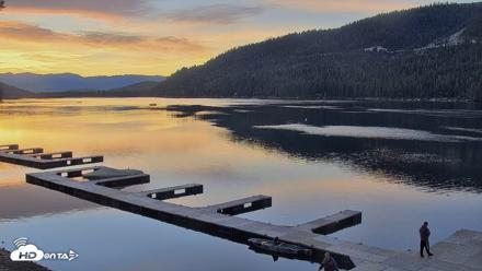 Donner Lake and Village Live Webcam - Sep 12, 2026, 6:38am PDT