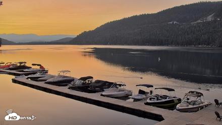 Donner Lake and Village Live Webcam - Aug 4, 2026, 5:51am PDT