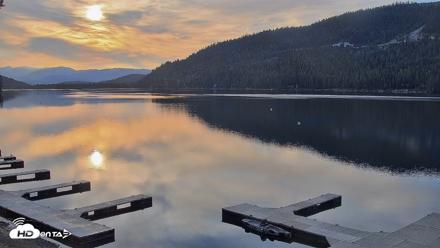 Donner Lake and Village Live Webcam - Sep 20, 2026, 7:37am PDT
