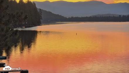 Donner Lake and Village Live Webcam - Sep 21, 2026, 6:41am PDT