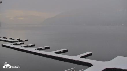 Donner Lake and Village Live Webcam - Apr 22, 2026, 6:40am PDT