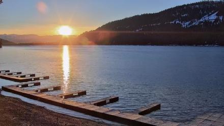 Donner Lake and Village Live Webcam - Mar 6, 2026, 6:46am PST