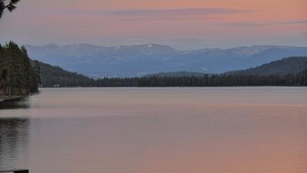 Donner Lake and Village Live Webcam - Nov 3, 2025, 5:05pm PST