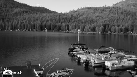 Donner Lake and Village Live Webcam - Aug 14, 2026, 5:37am PDT