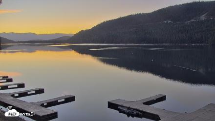 Donner Lake and Village Live Webcam - Sep 16, 2026, 6:38am PDT
