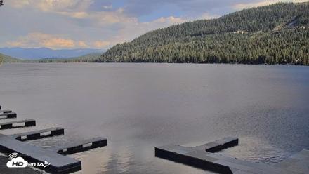 Donner Lake and Village Live Webcam - Sep 22, 2026, 3:33pm PDT
