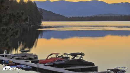 Donner Lake and Village Live Webcam - Aug 20, 2026, 6:21am PDT