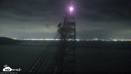 San Francisco Bay Osprey Nest Live Webcam - Aug 31, 2026, 8:44pm PDT