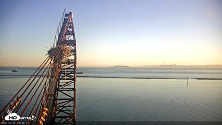 San Francisco Bay Osprey Nest Live Webcam - Oct 15, 2026, 6:01pm PDT
