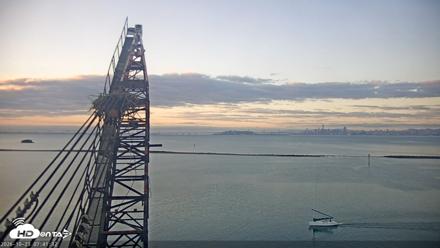 San Francisco Bay Osprey Nest Live Webcam - Oct 23, 2026, 7:42am PDT