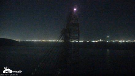 San Francisco Bay Osprey Nest Live Webcam - Oct 4, 2026, 8:36pm PDT