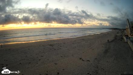 17th St. Del Mar Beach - 4K NW View Live Cam - Apr 21, 2026, 7:32pm PDT