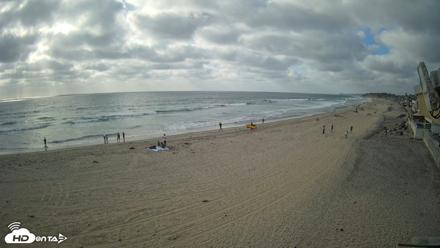 17th St. Del Mar Beach - 4K NW View Live Cam - Apr 24, 2026, 5:26pm PDT