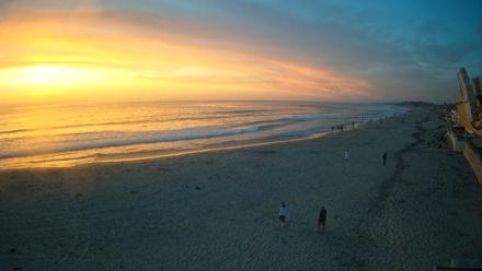 17th St. Del Mar Beach - 4K NW View Live Cam - Mar 27, 2026, 7:11pm PDT