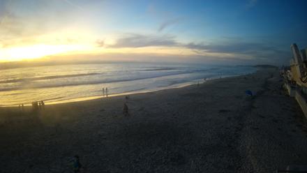 17th St. Del Mar Beach - 4K NW View Live Cam - Mar 21, 2026, 7:20pm PDT