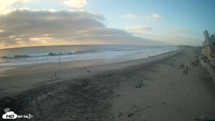 17th St. Del Mar Beach - 4K NW View Live Cam - Sep 14, 2026, 6:16pm PDT