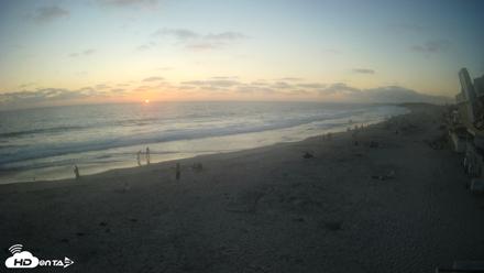 17th St. Del Mar Beach - 4K NW View Live Cam - Jul 2, 2026, 8:01pm PDT