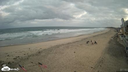 17th St. Del Mar Beach - 4K NW View Live Cam - May 27, 2026, 5:37am PDT