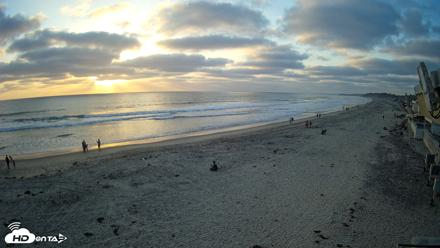 17th St. Del Mar Beach - 4K NW View Live Cam - May 22, 2026, 7:20pm PDT