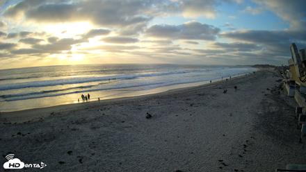 17th St. Del Mar Beach - 4K NW View Live Cam - May 22, 2026, 7:11pm PDT