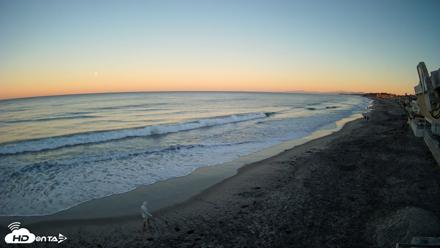 17th St. Del Mar Beach - 4K NW View Live Cam - Oct 26, 2026, 7:16am PDT