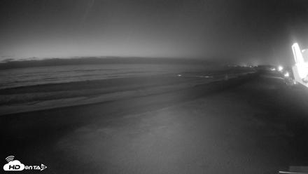17th St. Del Mar Beach - 4K NW View Live Cam - Sep 13, 2026, 7:51pm PDT