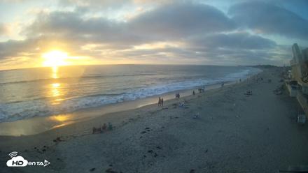 17th St. Del Mar Beach - 4K NW View Live Cam - Aug 11, 2026, 7:16pm PDT