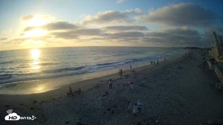 17th St. Del Mar Beach - 4K NW View Live Cam - Aug 11, 2026, 7:00pm PDT