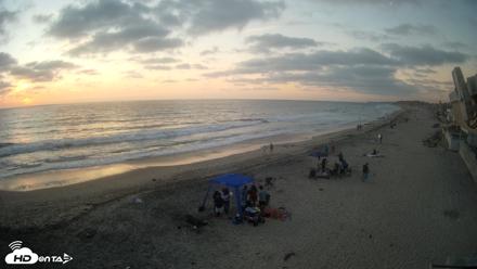 17th St. Del Mar Beach - 4K NW View Live Cam - Sep 19, 2026, 6:52pm PDT