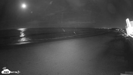 17th St. Del Mar Beach - 4K NW View Live Cam - Apr 24, 2026, 12:54am PDT