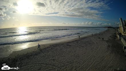 17th St. Del Mar Beach - 4K NW View Live Cam - May 27, 2026, 6:26pm PDT