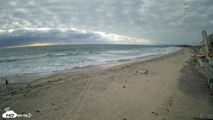 17th St. Del Mar Beach - 4K NW View Live Cam - May 26, 2026, 6:03pm PDT