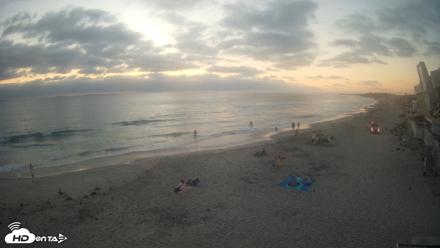 17th St. Del Mar Beach - 4K NW View Live Cam - Jun 26, 2026, 8:03pm PDT
