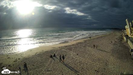 17th St. Del Mar Beach - 4K NW View Live Cam - May 26, 2026, 6:30pm PDT
