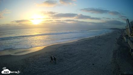 17th St. Del Mar Beach - 4K NW View Live Cam - Jun 1, 2026, 7:39pm PDT