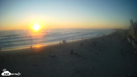 17th St. Del Mar Beach - 4K NW View Live Cam - Jul 22, 2026, 7:52pm PDT