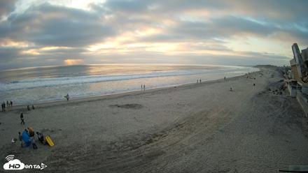 17th St. Del Mar Beach - 4K NW View Live Cam - May 9, 2026, 7:18pm PDT