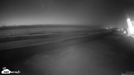 17th St. Del Mar Beach - 4K NW View Live Cam - Sep 13, 2026, 7:51pm PDT